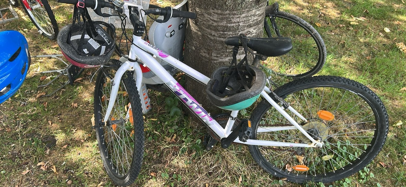 Velo Btwin 26 pouces, Vélos & Vélomoteurs, Vélos | Garçons, Vitesses, Frein sur jante, 26 pouces ou plus, Comme neuf