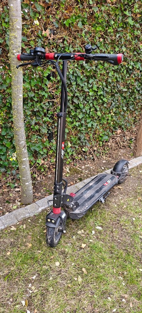 step Zero 9, Fietsen en Brommers, Ophalen, Gebruikt, Elektrische step (E-scooter)