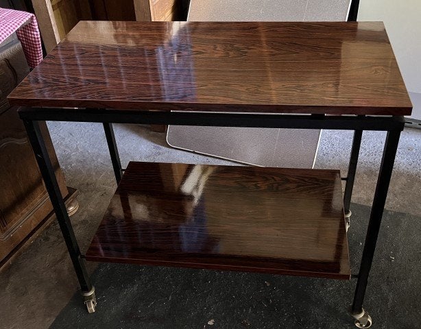 tv tafel, Ophalen, Zo goed als nieuw