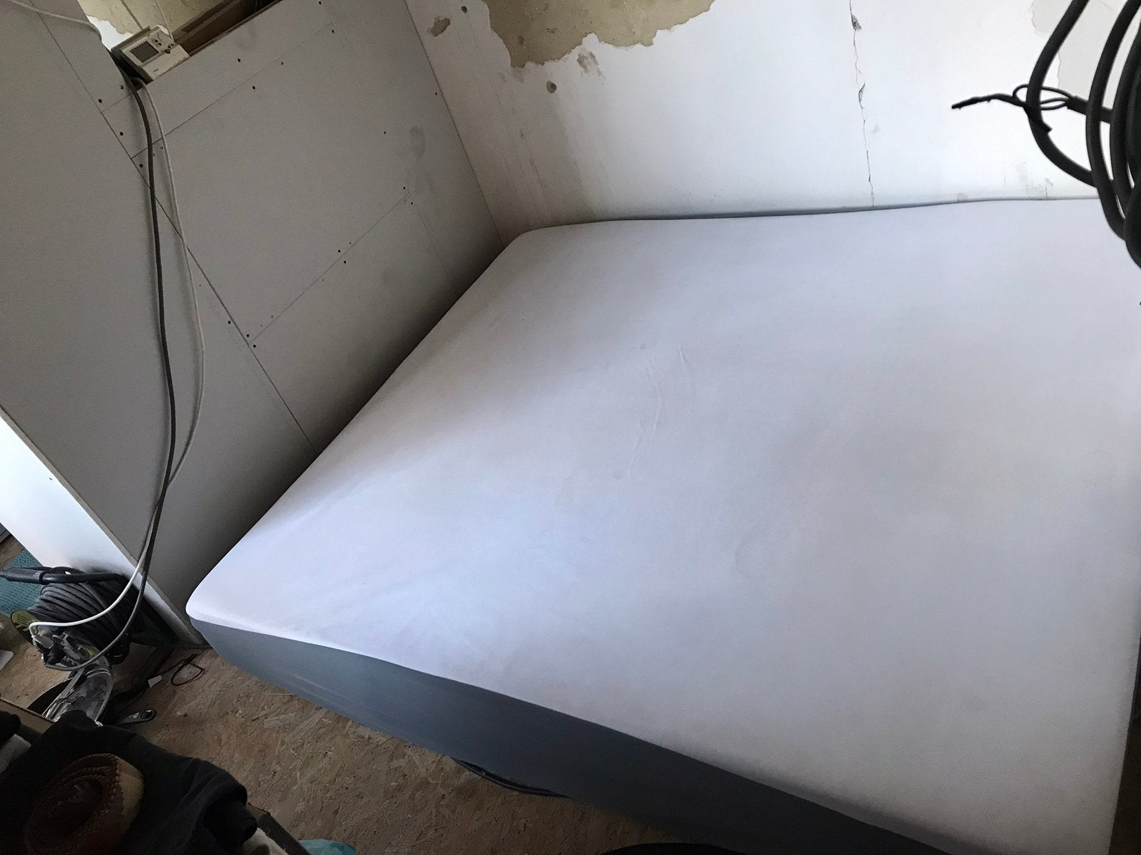 Matelas emma hybrid+ protège matelas 180x200, Deux personnes