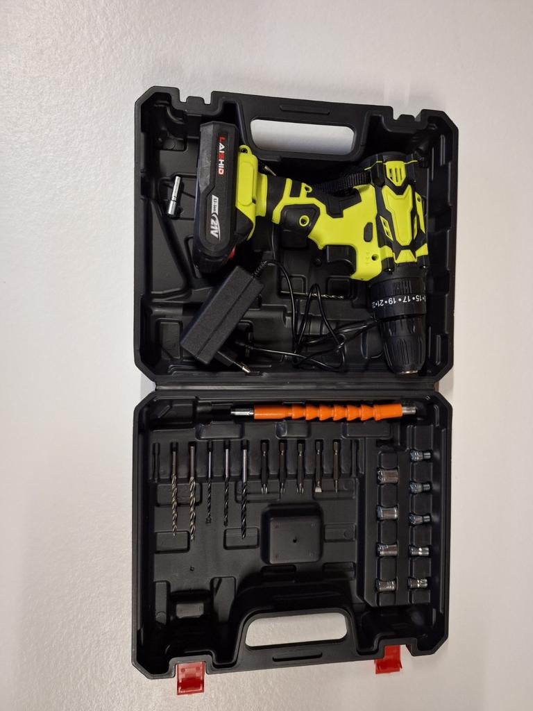 Nieuwe Boor- en Schroefmachine met Accu en Accessoires, Ophalen, Nieuw