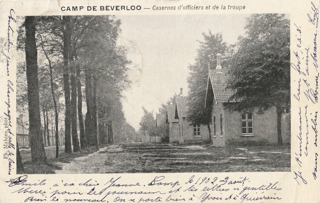 MILITAIR  KAMP  BEVERLOO - Kazernes Officieren + 120 jaar !!, Ophalen of Verzenden, Voor 1920, Gelopen, Overige thema's