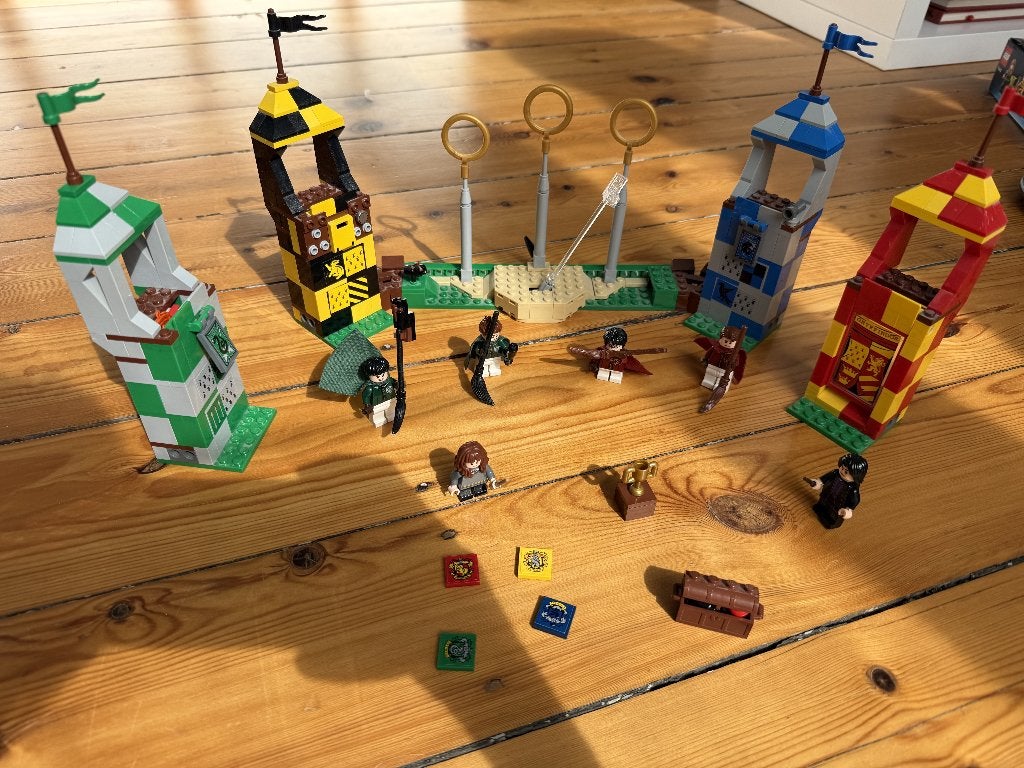 Lego 75956 Harry Potter - Le terrain de Quidditch, Ophalen, Lego, Harry Potter, Zo goed als nieuw
