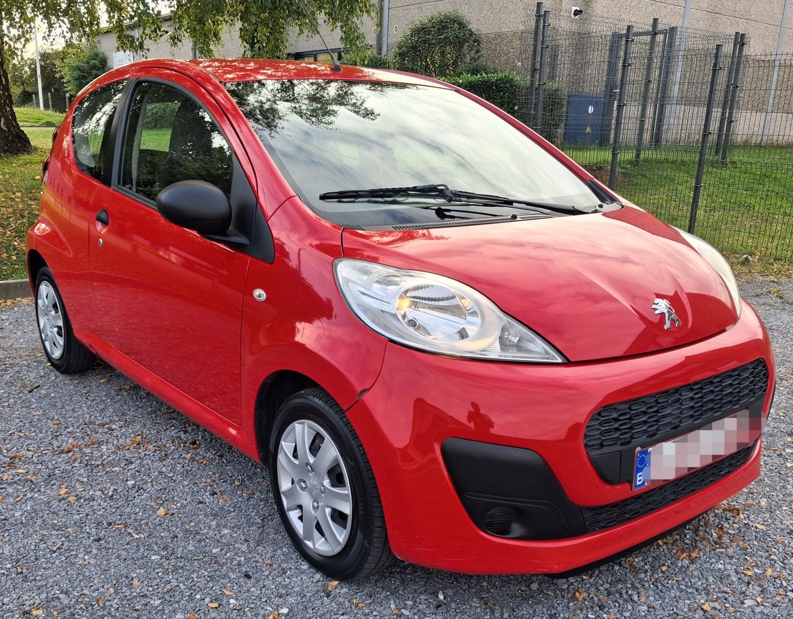 Peugeot 107 * 1.0 essence * Prête à immatriculé, Auto's, Voorwielaandrijving, Euro 5, Stof, 50 kW