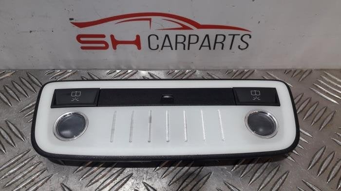 Eclairage intérieur arrière d'un Mercedes E-Klasse, Autos : Pièces & Accessoires, Éclairage, Mercedes-Benz, Utilisé, 3 mois de garantie
