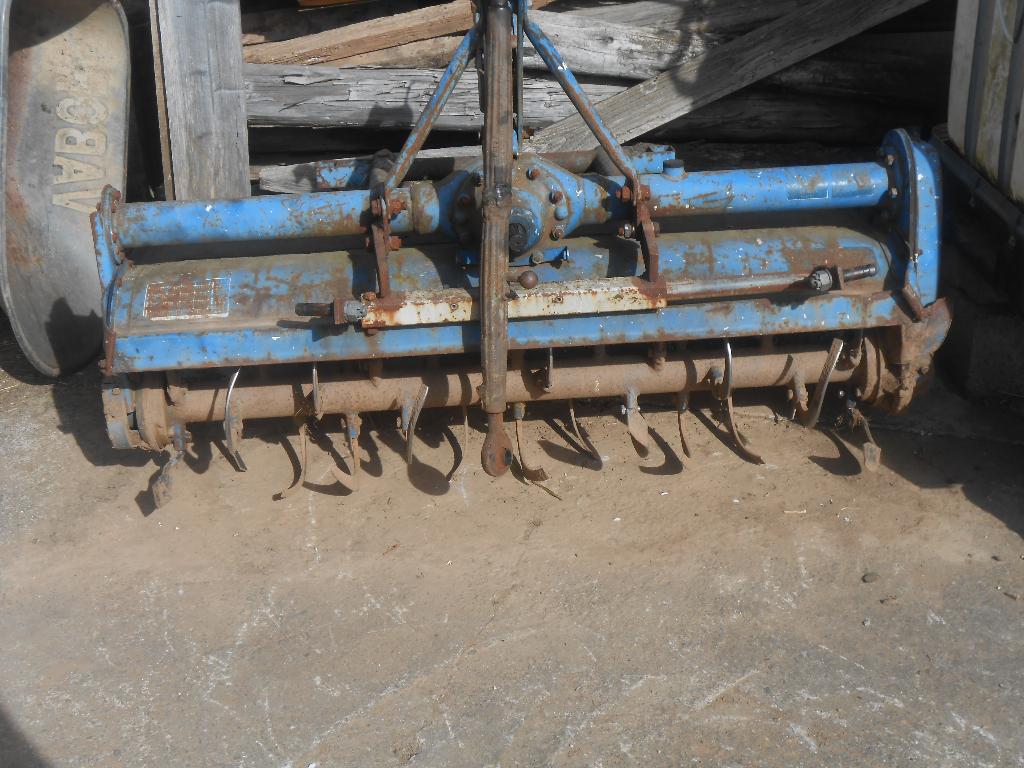 Fraise pour tracteur largeur de travail 1.40m, Articles professionnels, Agriculture | Outils, Enlèvement, Cultures, Labour