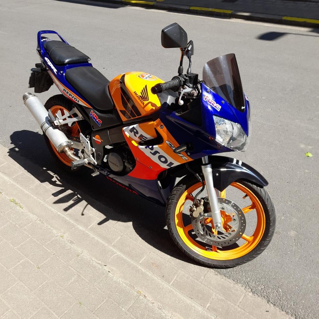 Honda 125 Cbr Repsol, Particulier