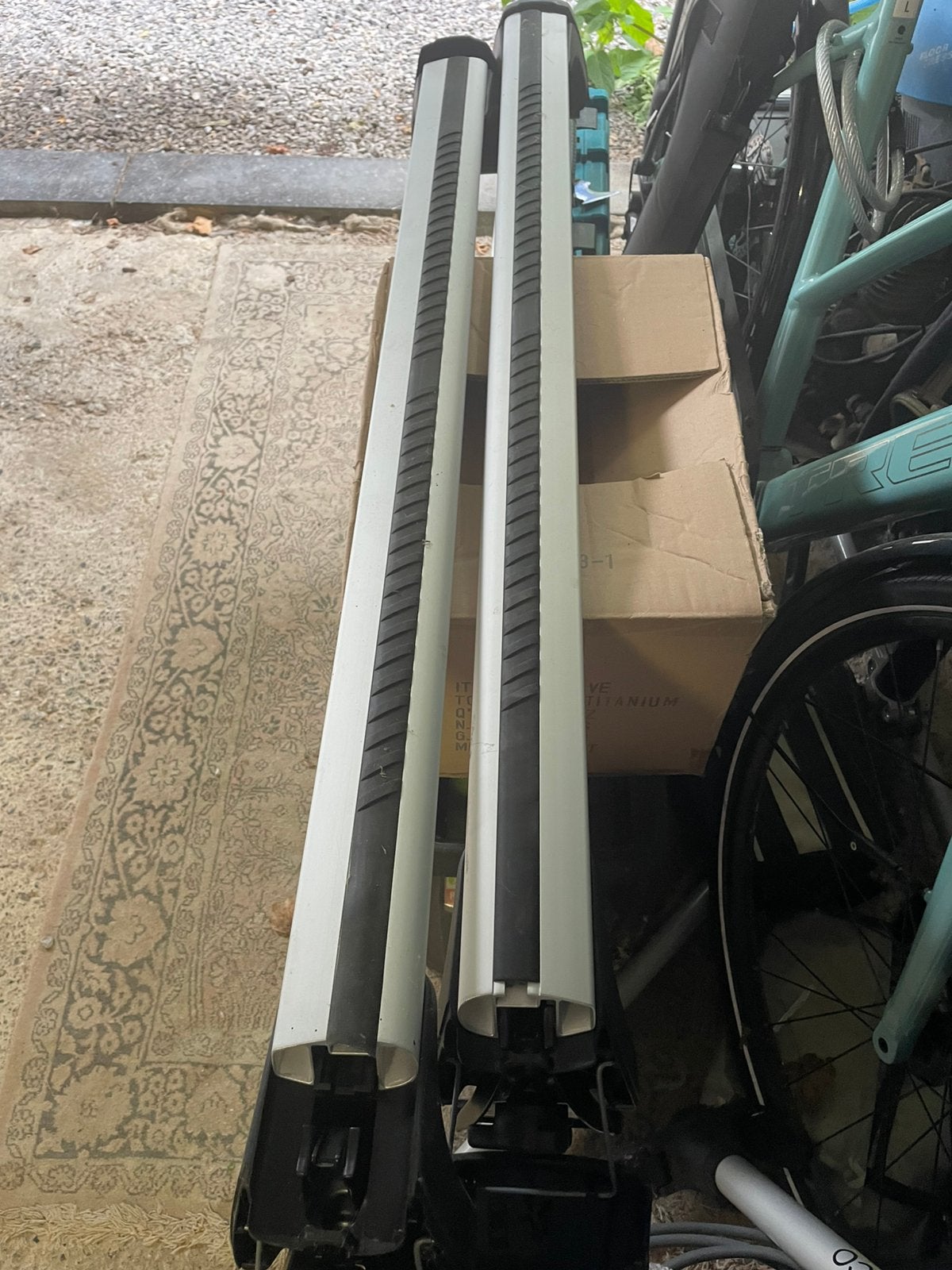 Barres de toit pour Peugeot 2008, Auto diversen, Dakdragers, Ophalen, Zo goed als nieuw