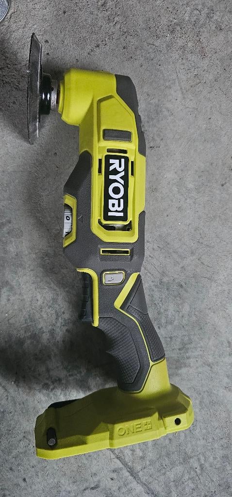 Outil multifonctions à batterie 18 V Ryobi, Bricolage & Construction, Enlèvement, Comme neuf