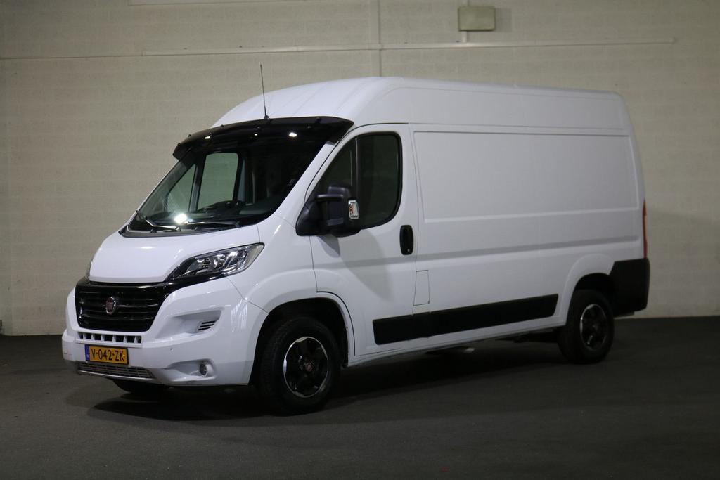 Fiat Ducato 2.3 MultiJet L2 H2 Airco Navigatie Camera, Autos, Camionnettes & Utilitaires, ABS, Air conditionné, Verrouillage central