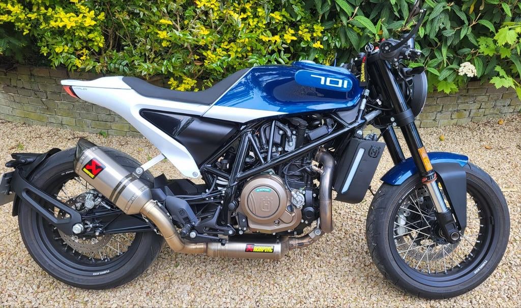 HUSQVARNA VITPILEN 701-06/2020 - 1200KM - ETAT NEUF, Motoren, Occasion, Particulier