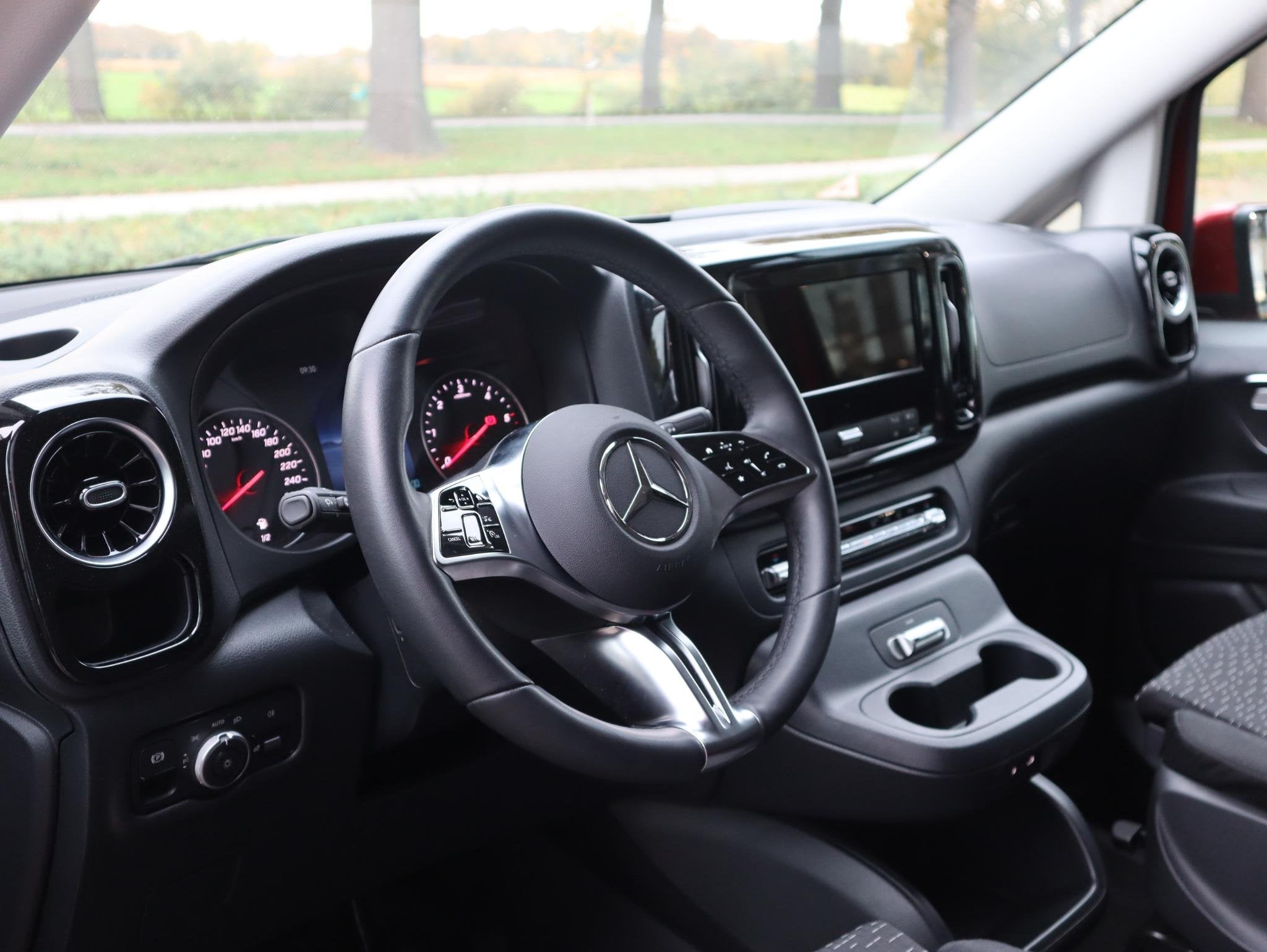 Mercedes-Benz Vito 116 CDI L3 SELECT DUBBELE CABINE, Auto's, Bestelwagens en Lichte vracht, Automaat, 4 deurs, Used 1. Bestelwagens met ervaring.