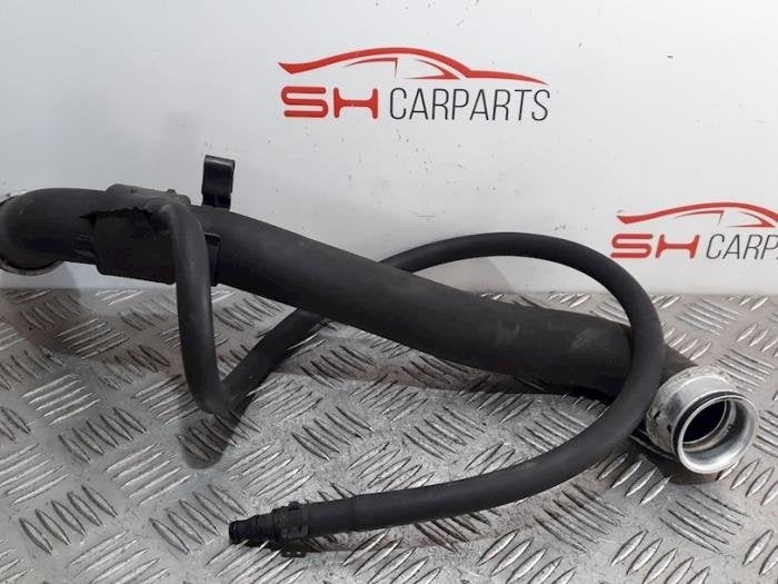 Tuyau radiateur d'un Mercedes E-Klasse, 3 mois de garantie, Utilisé, -, -