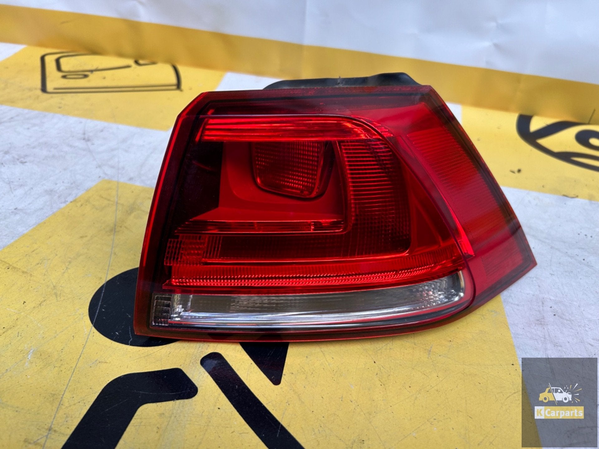 Volkswagen Golf 7 Feu arri re droit Golf 5G0945096F, Info@fabrikant.eu, Fabrikant BV, Utilisé, Fabrikantstraat 1
1000 AA  Amsterdam, NL