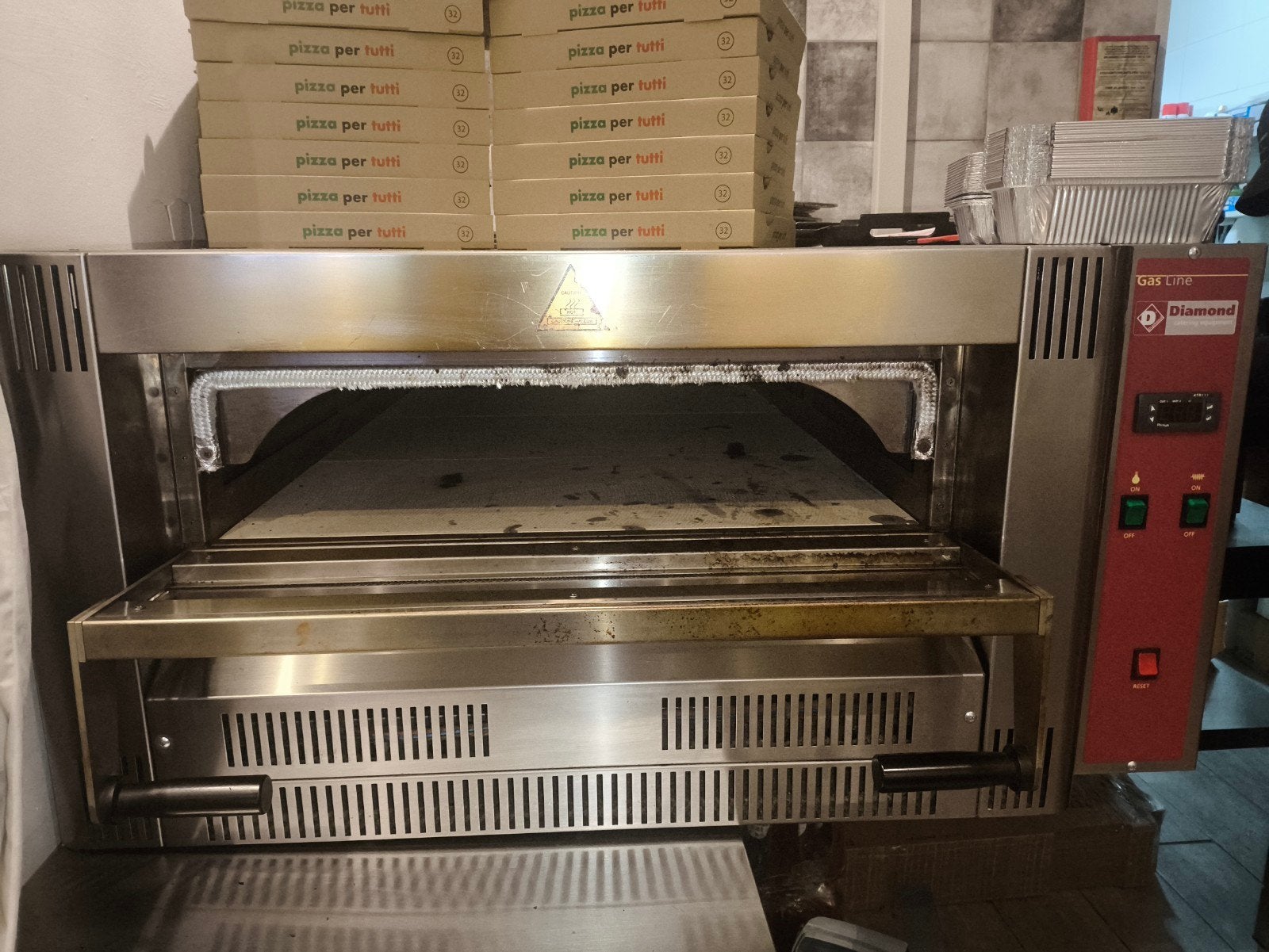 Diamond pizza oven op GAS, Ophalen, Gebruikt, Ovens, Microgolfovens en Steamers