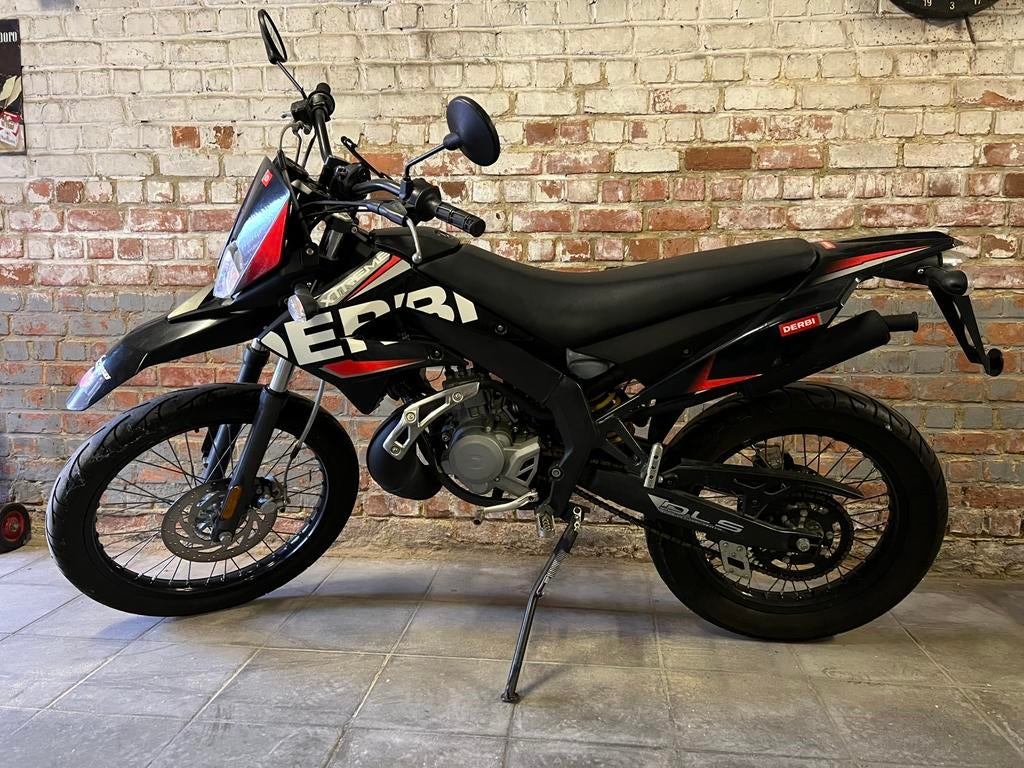 Derbi DRD XTreme 50 cc FULL ORIGINE, Fietsen en Brommers, Brommers | Derbi, Ophalen, 6 versnellingen, 50 cc, Klasse B (45 km/u)