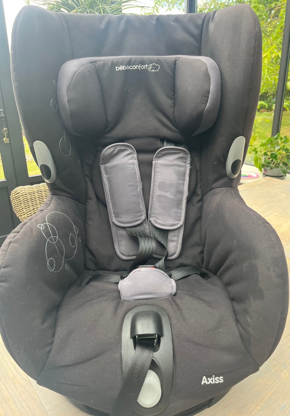 Draaibare autostoel Bébécomfort, Kinderen en Baby's, Autostoeltjes, Ophalen, Zo goed als nieuw