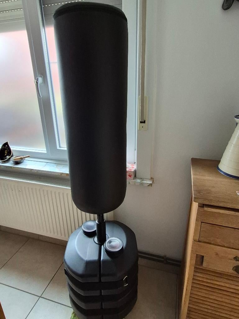 Punching-ball parfait état, Sports & Fitness, Boxe, Enlèvement, Comme neuf, Punching-ball