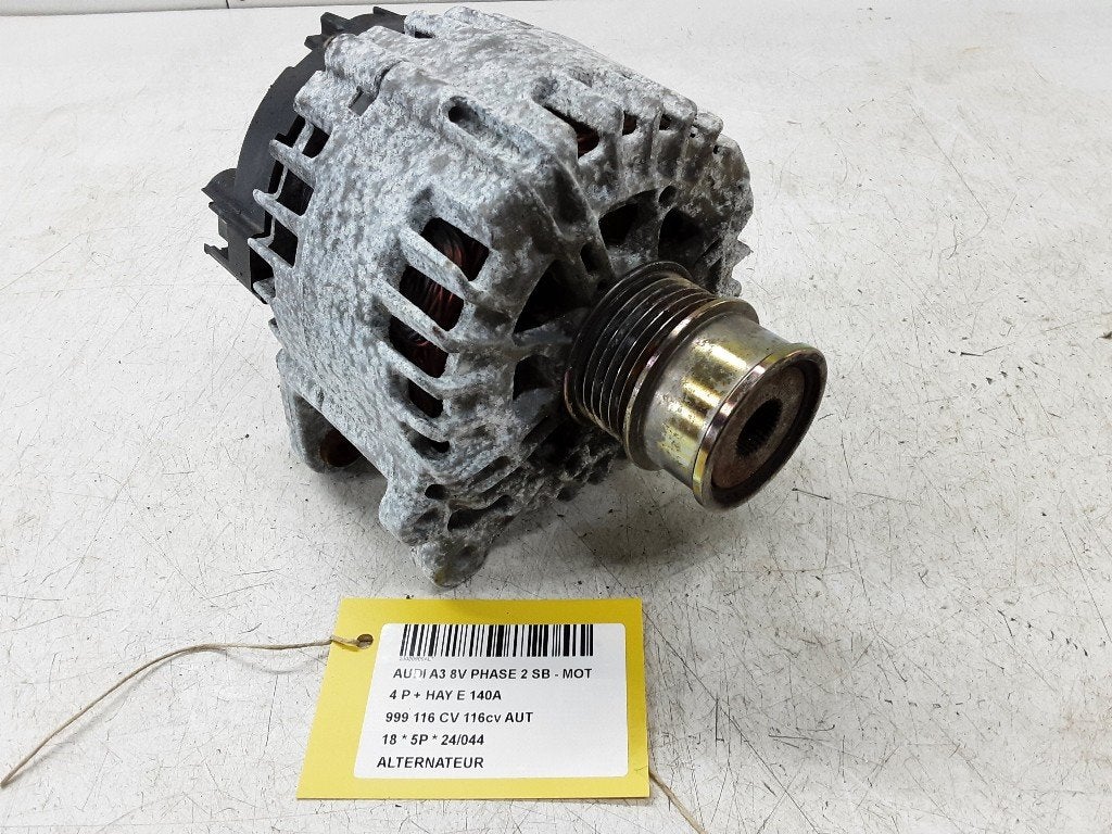 DYNAMO Audi A3 Sportback (8VA / 8VF) (04C903021A), Info@audi.de, Audi, Audi AG, Gebruikt