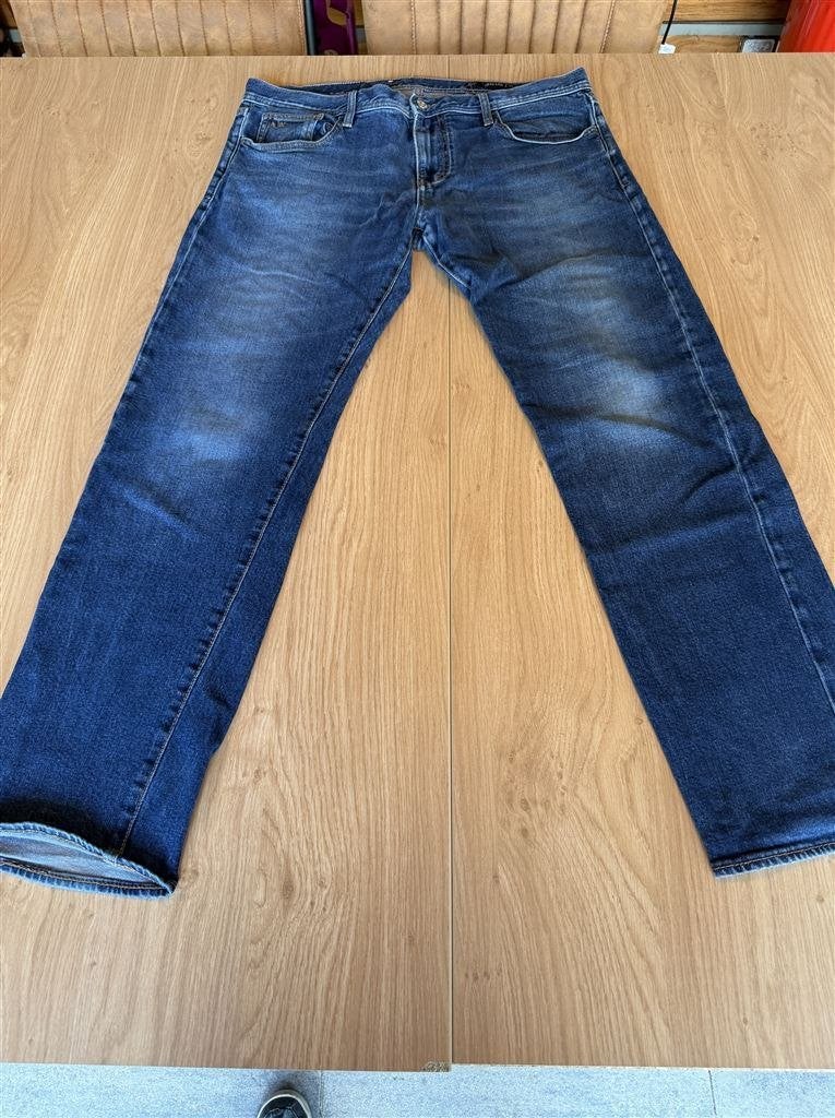 Armani Jeans J16 Rechte Stretch Jeans Heren - W36 L32, Vêtements | Hommes, Enlèvement ou Envoi, Neuf