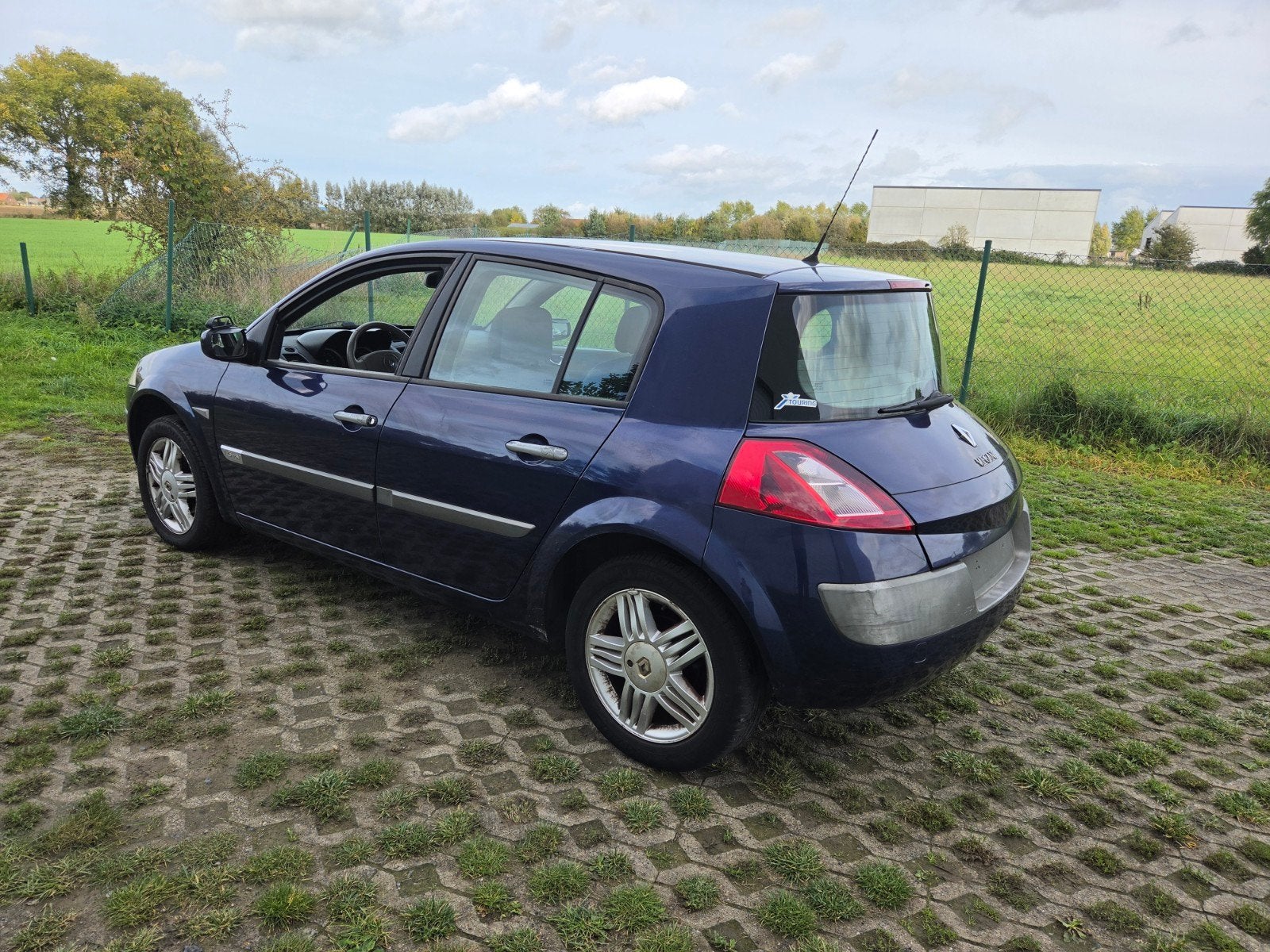 Climatisation automatique homologuée Renault Megane 1.6i 16v, Achat, Entreprise, Automatique, https://public.car-pass.be/verify/5140-1920-0285