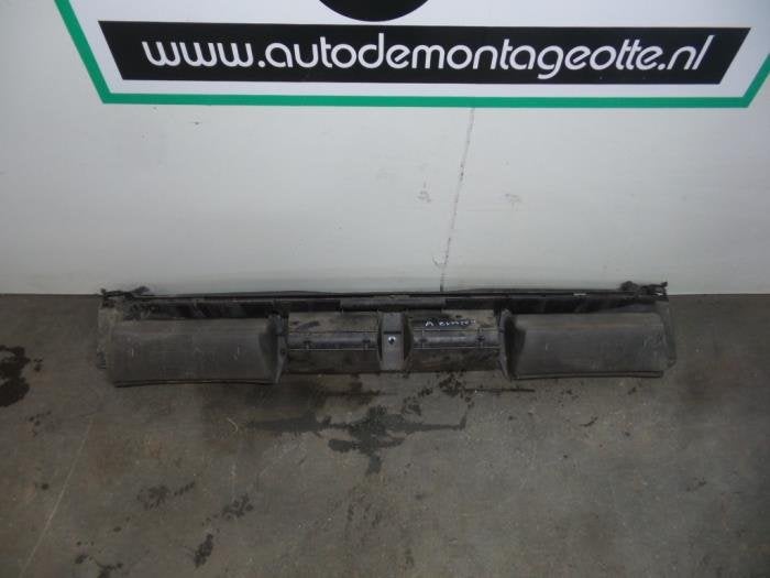 Cadre pare-chocs arrière d'un Citroen C3 (C3 02-), -, 3 mois de garantie, Utilisé, -