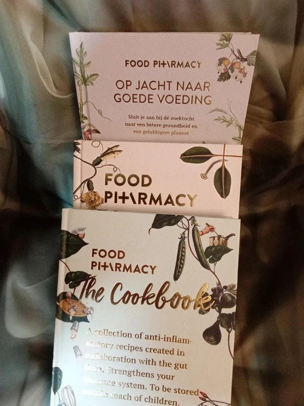 Food pharmacy+ op jacht naar goede voeding+ the cookbook, Enlèvement ou Envoi, Comme neuf