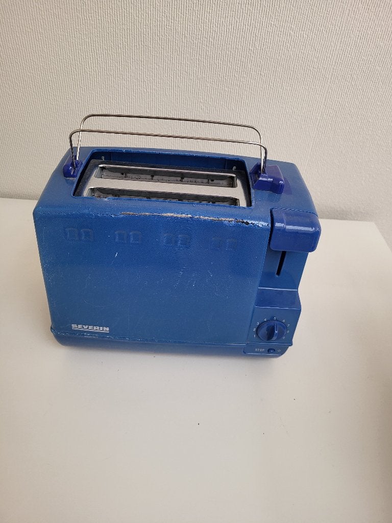 Broodrooster, Elektronische apparatuur, Ophalen of Verzenden, Zo goed als nieuw, Uitneembare kruimellade