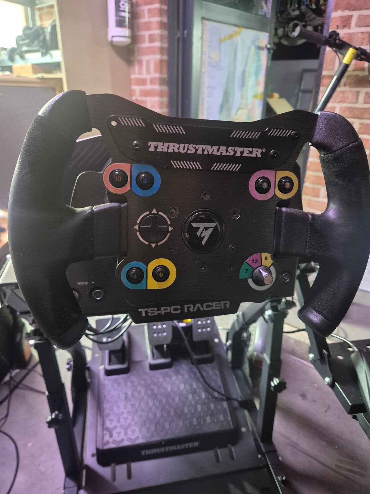 thrustmaster ts-pc racer setup, Enlèvement, Comme neuf, Volant ou Accessoire de sport
