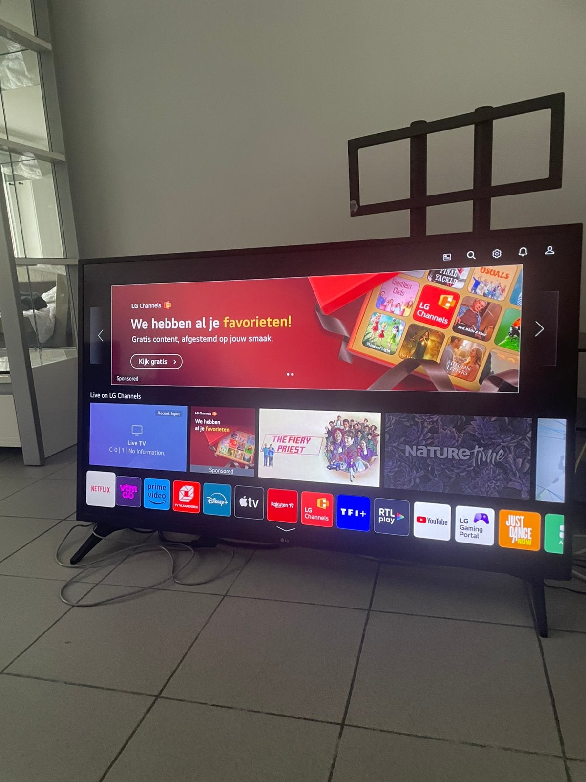 LG TV 50’inch met muziekboxes., Audio, Tv en Foto, Televisies, Ophalen of Verzenden, Zo goed als nieuw, LG, Smart TV