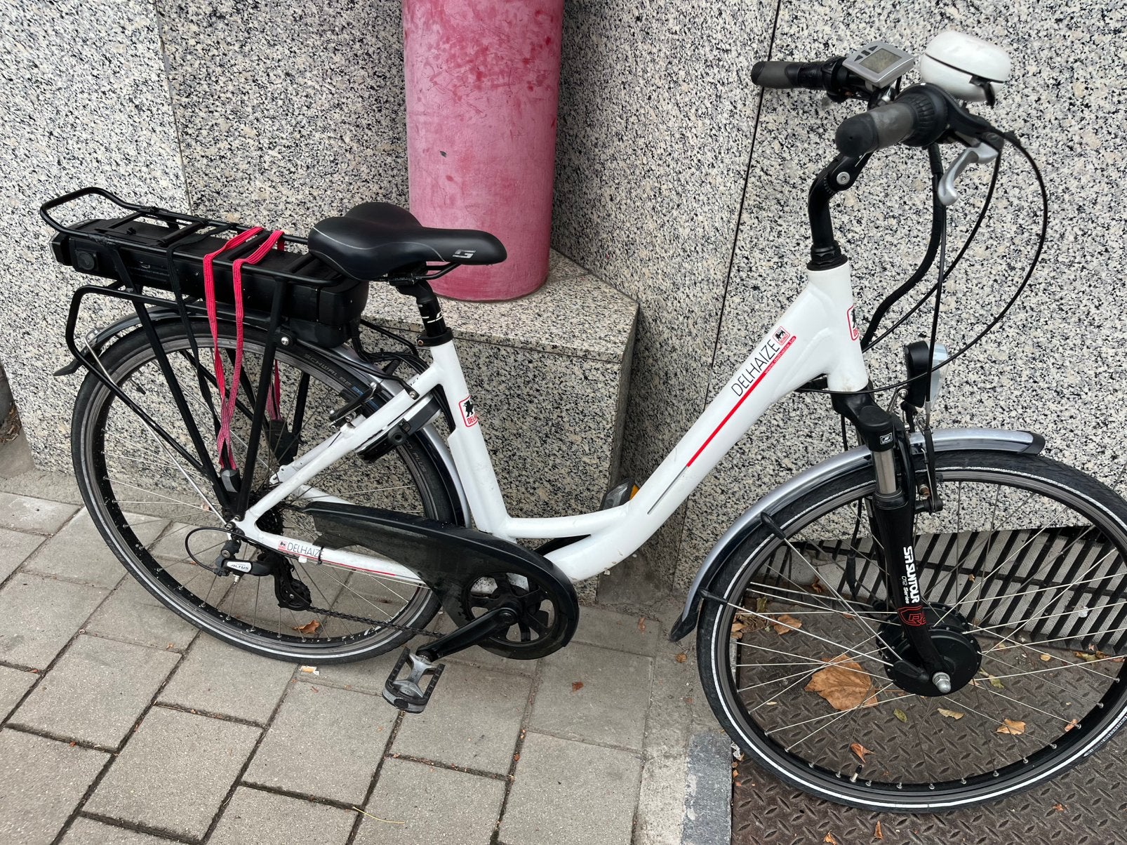 Elektrische damesfiets 28 inch, Enlèvement ou Envoi, Comme neuf