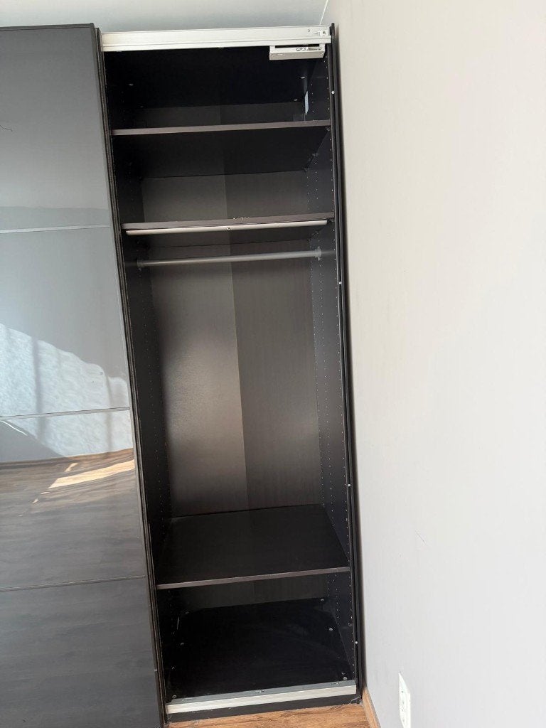 kleerkast zwart, Ophalen, Gebruikt, 200 cm of meer, Met lade(s)