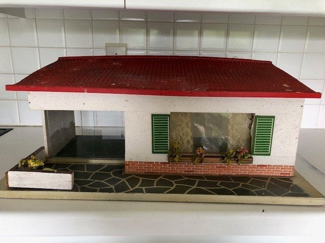 speelgoedhuisje met meubeltjes VINTAGE!!, Ophalen, Gebruikt, Poppenhuis