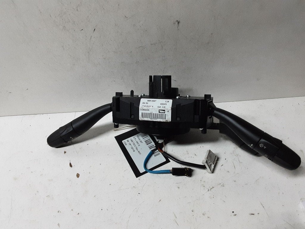 COMMUTATEUR Peugeot 207 / 207+ (WA / WC / WM) (96661299XT), Kontakt-peugeot@peugeot.com, Utilisé, Peugeot Deutschland GmbH, Bahnhofsplatz
65423  Rüsselsheim, DE