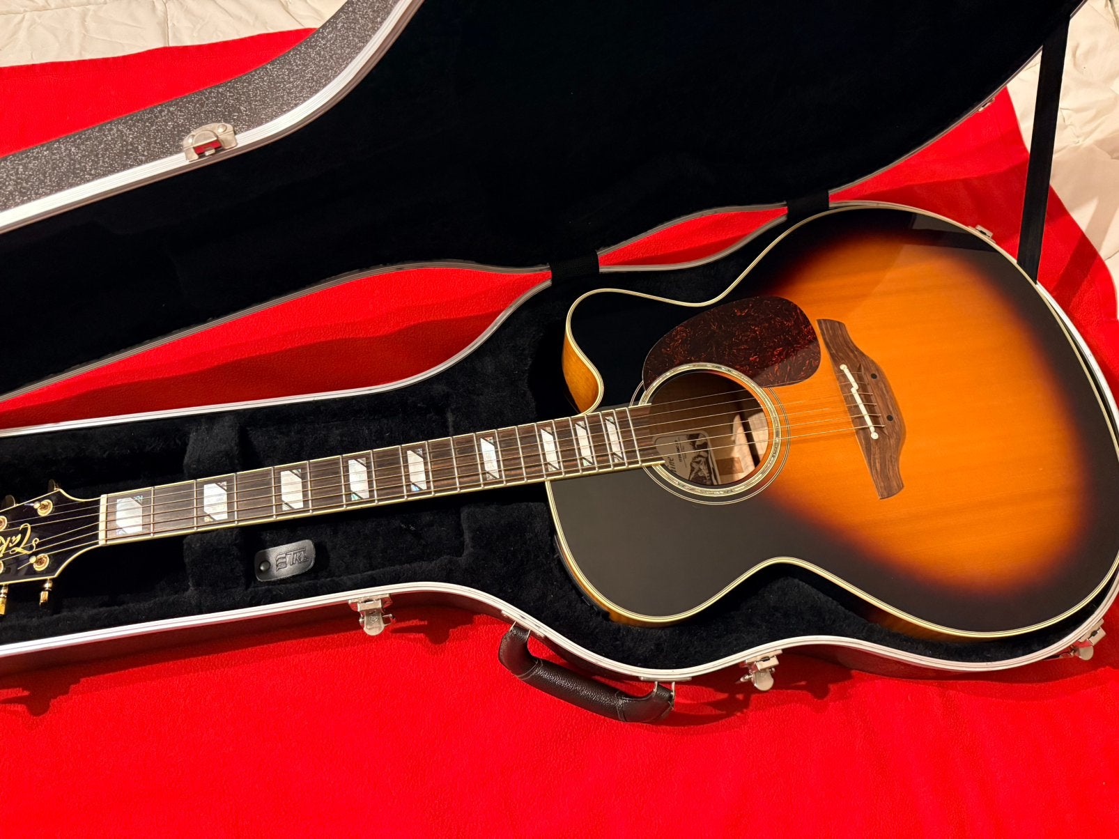 Takamine TF250SMC SB semi-akoestische gitaar., Muziek en Instrumenten, Ophalen, Zo goed als nieuw