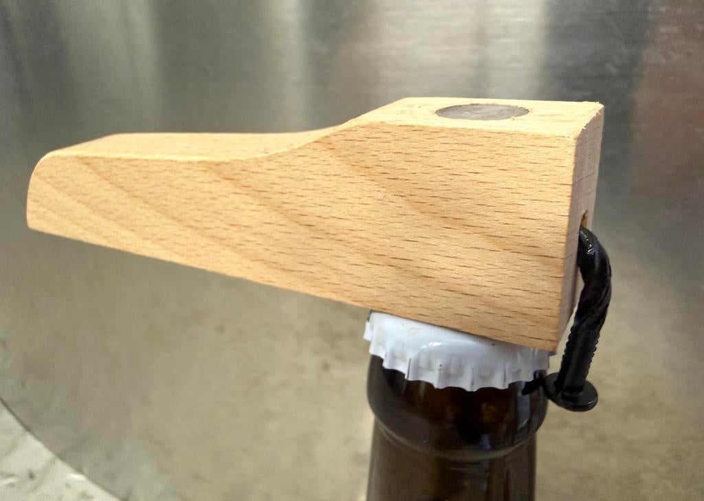 Lot van 80 nieuwe houten bieropener met spijker, Verzamelen, Biermerken, Ophalen, Nieuw, Flesopener
