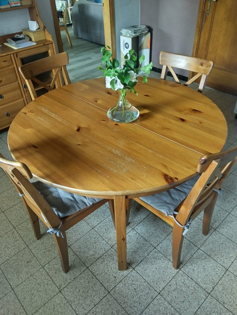 tafel en 4 stoelen, Enlèvement, Utilisé
