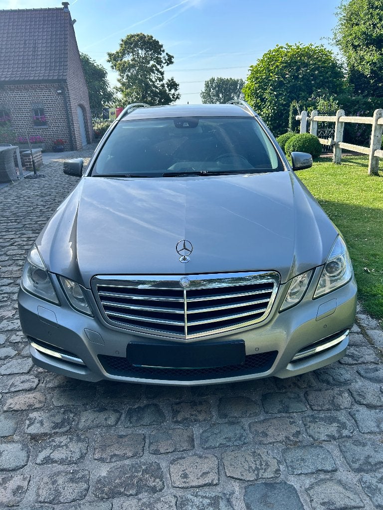 MERCEDES E 200 cdi AVANTGARDE  AUTOMAAT, Auto's, Achterwielaandrijving, Zwart, Leder en Stof, 5 deurs