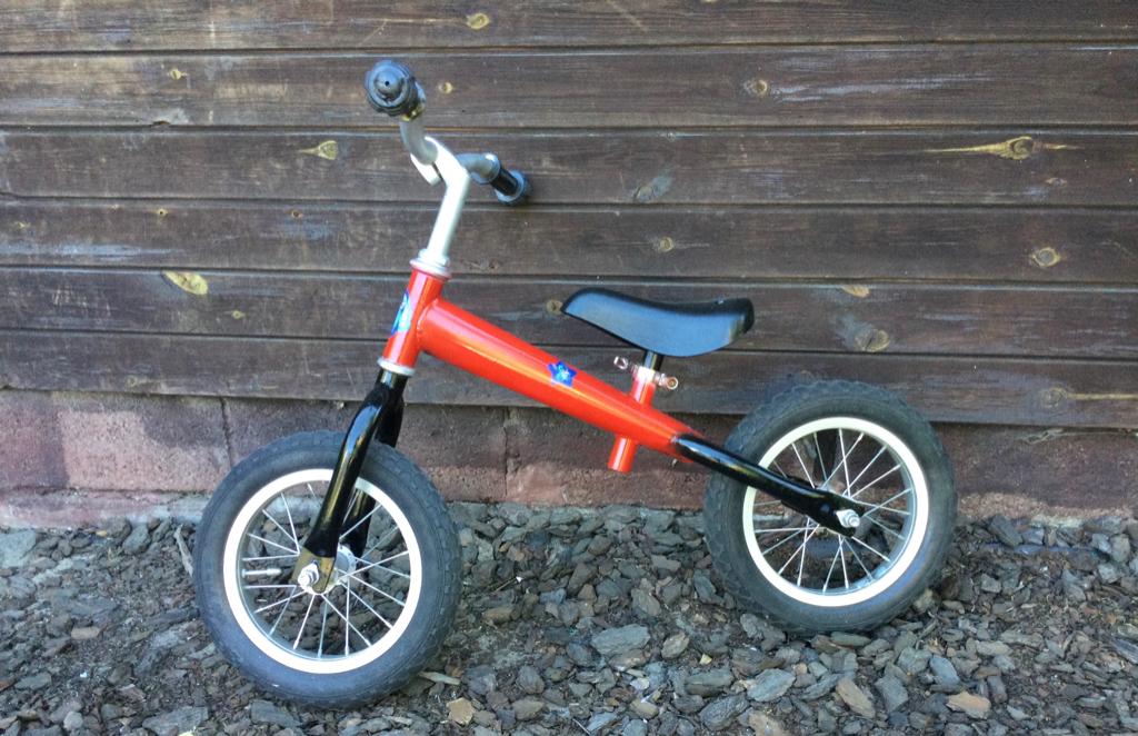 Loopfietsje, Kinderen en Baby's, Speelgoed | Buiten | Voertuigen en Loopfietsen, Ophalen, Zo goed als nieuw, Loopfiets