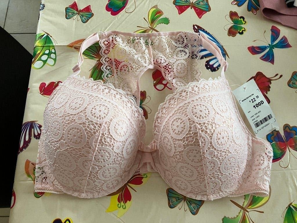 Nieuwe roze Bh met kant - maat 100D, Ophalen of Verzenden, Roze, BH