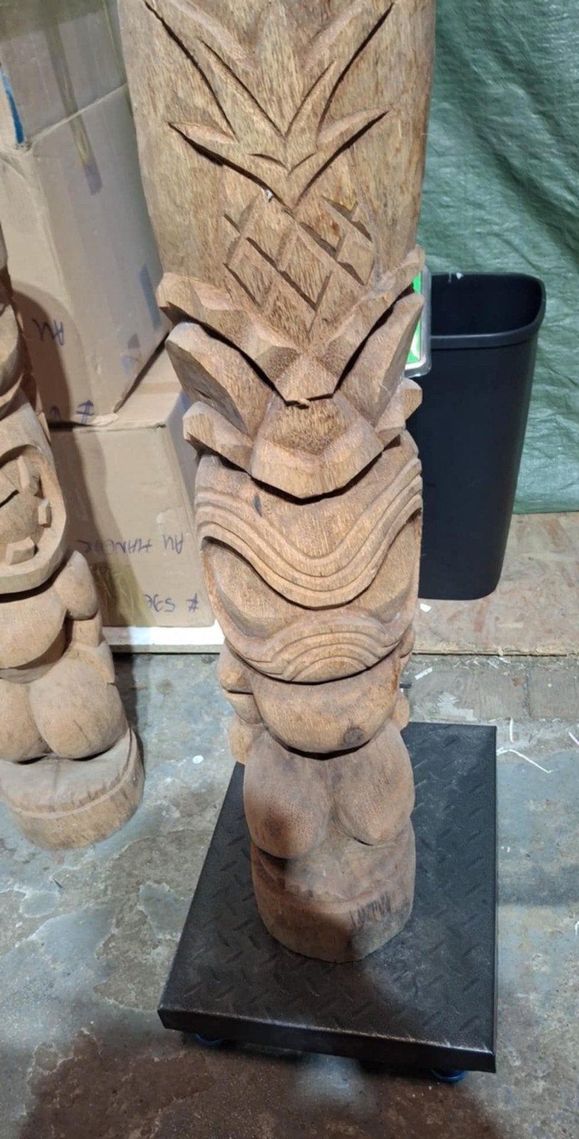 statue totem tiki 100 cm bois de cocotier nombreux modèles, Ophalen of Verzenden, Hout, Beeld