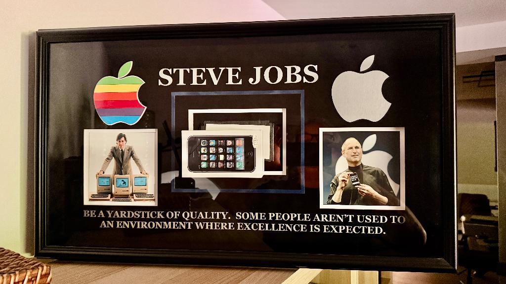 TE KOOP — STEVE JOBS/APPLE — iPhone 1 Box GESIGNEERD, Antiek en Kunst, Ophalen