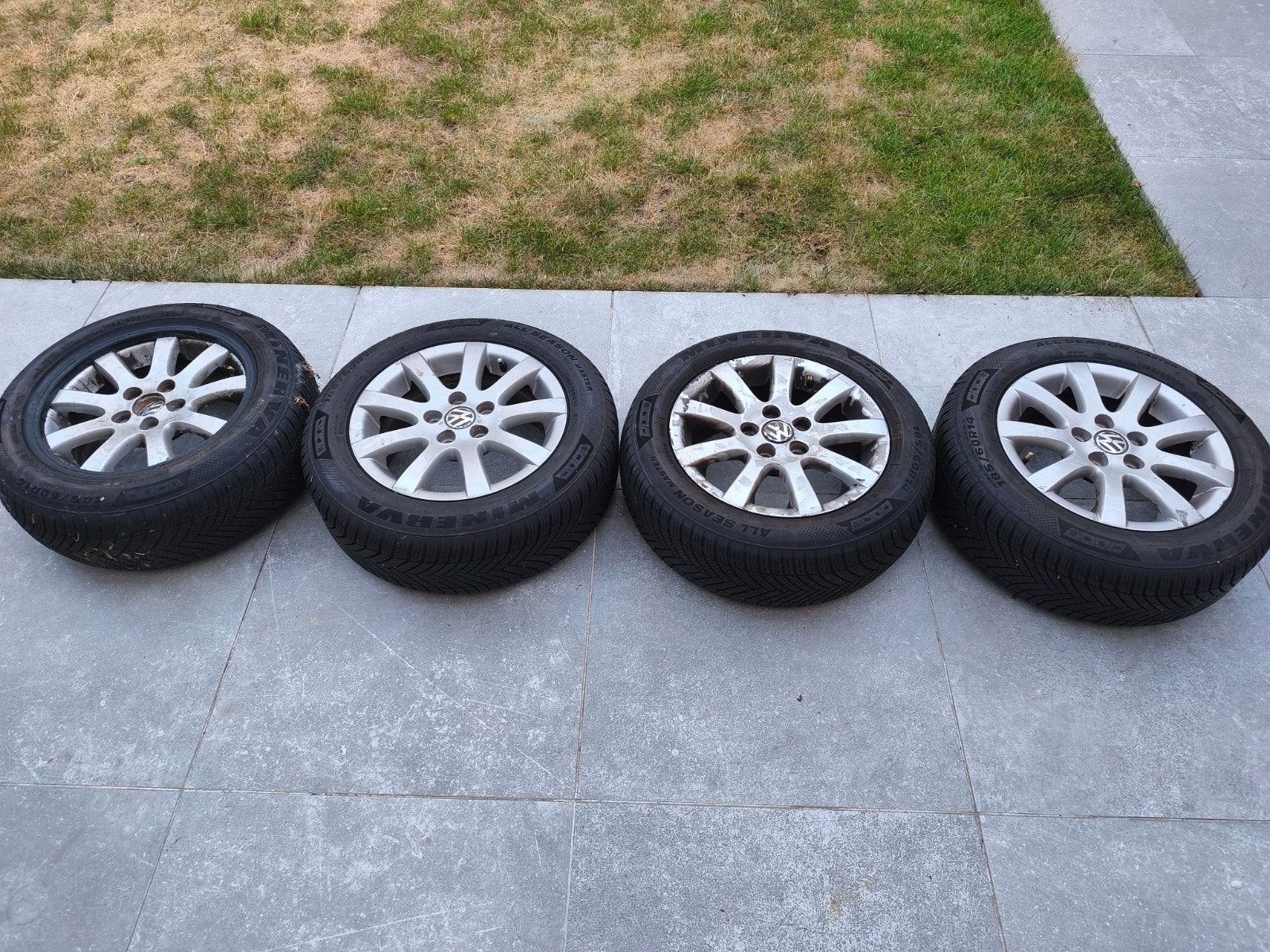 Originele set Volkswagen Polo, Auto-onderdelen, Banden en Velgen, Ophalen