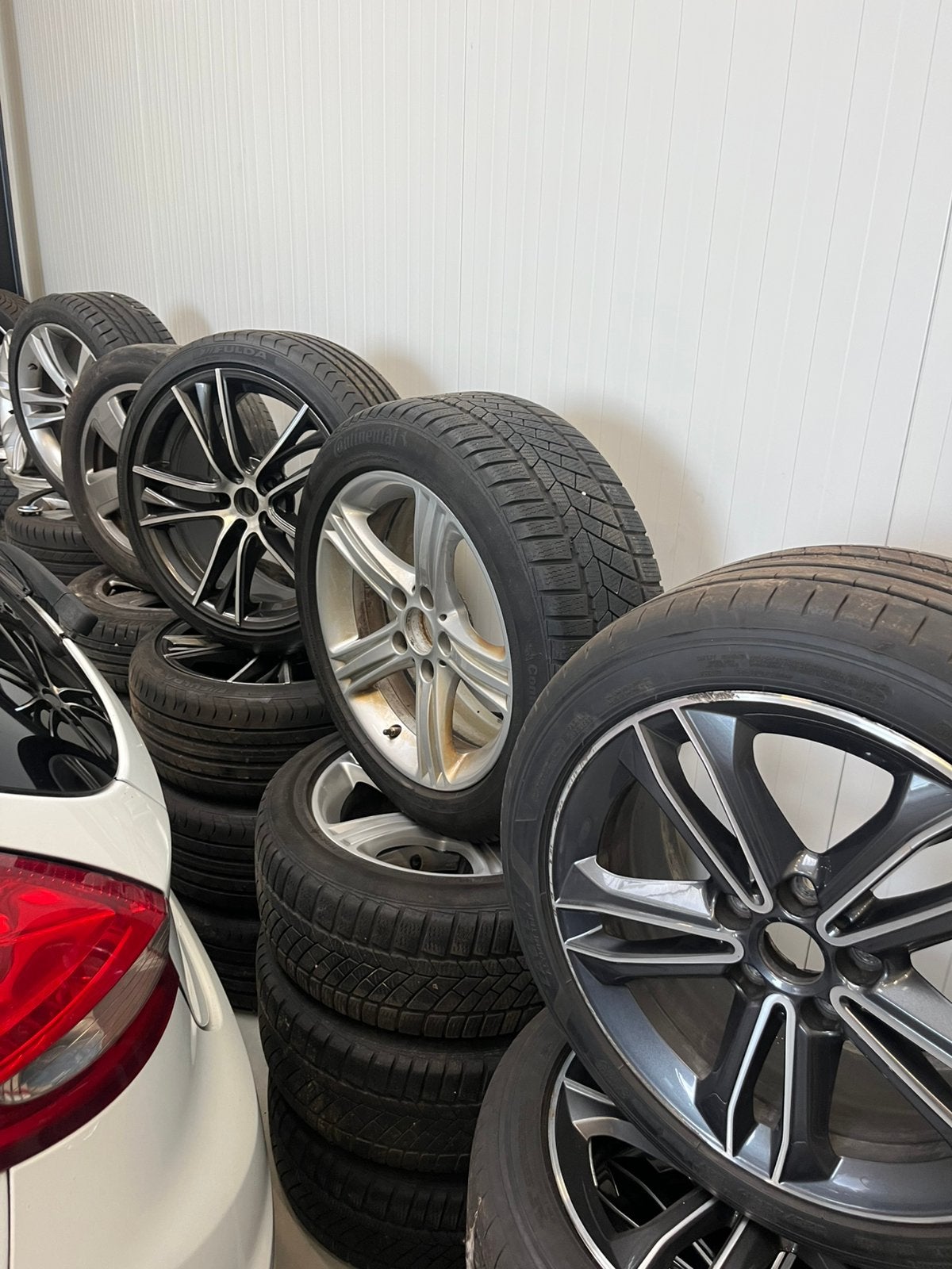 meerdere banden + velgen te koop, Autos : Pièces & Accessoires, Pneus & Jantes, 245 mm, 4 Saisons, Enlèvement, Utilisé
