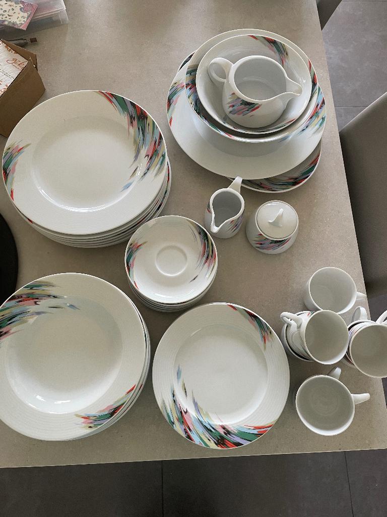 Servies 7 delig, Service complet, Comme neuf, Enlèvement, Autres styles