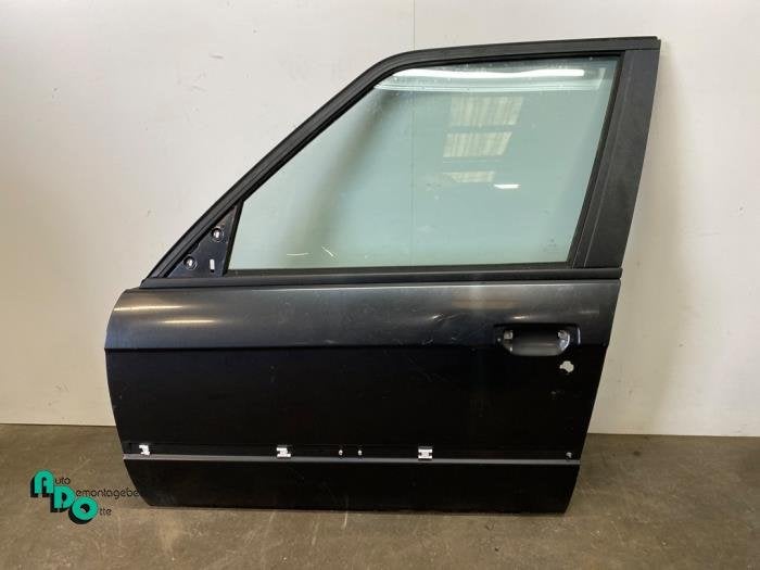 Portier 4Deurs links-voor van een BMW 3-Serie (3-Serie 82-), Gebruikt, -, Deur, -
