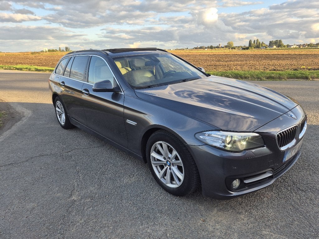 BMW F11 520d, Cuir, Argent ou Gris, 2000 kg, 5 portes
