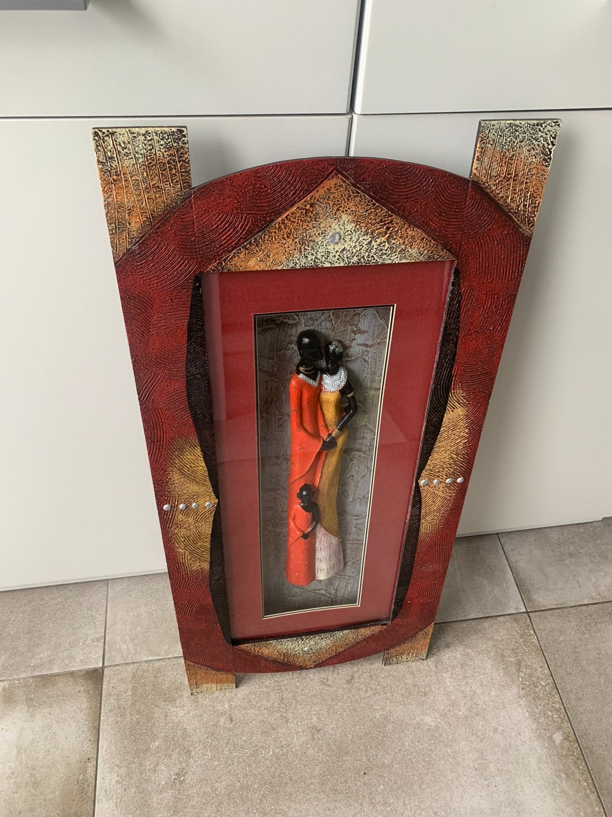 Cadre/vitrine décoratif africain (70/32 cm), Enlèvement