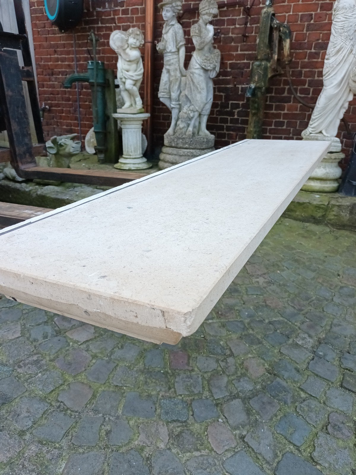 Zware  zandsteen tablet, Ophalen