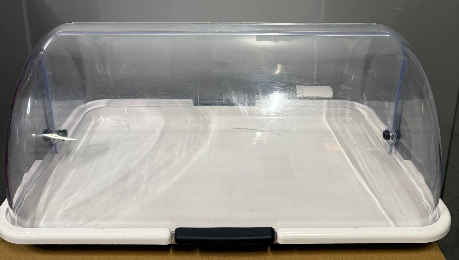 Presenteer box, Informatique & Logiciels, Supports d'ordinateur portable, Enlèvement, Comme neuf